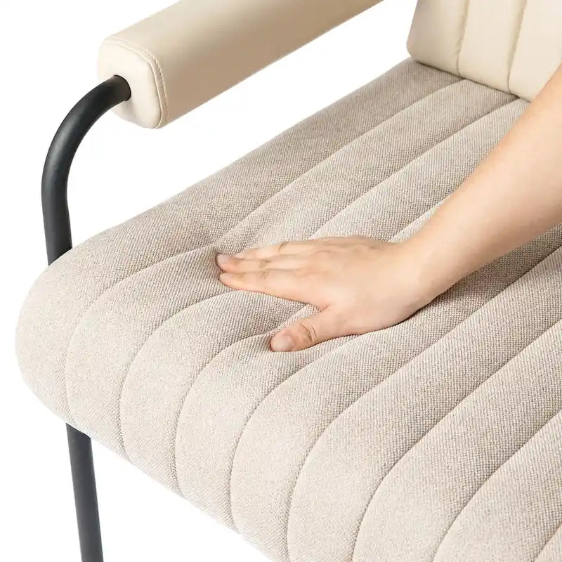 Fauteuil capitonné crème Off-White, lot de 2 — Similicuir et tissu, accoudoirs rembourrés