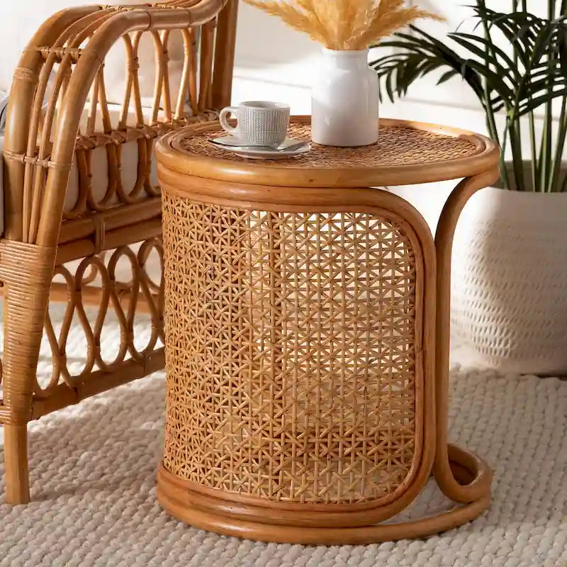 Table d'appoint ronde en rotin miel clair – Petite/Grande
